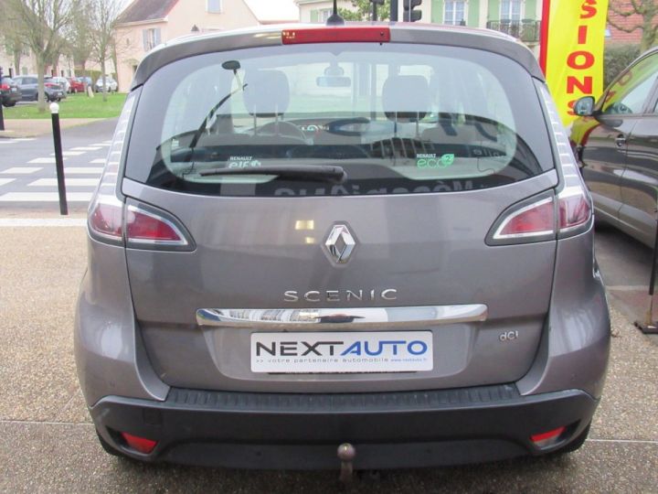 Renault Scenic 1.6 DCI 130CH ENERGY BOSE ECO² Gris F - 9