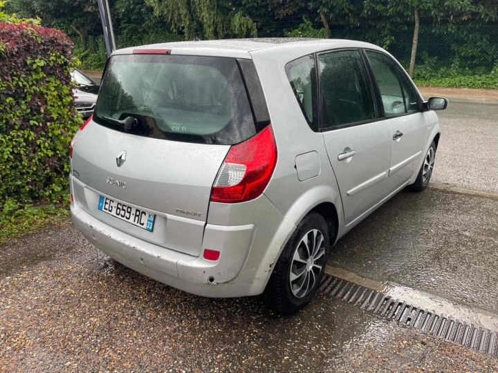 Renault Scenic II 1.6 16V 1598cm3 112cv Gris Clair Laqué - 13