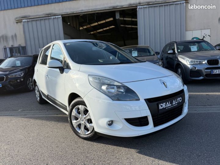 Renault Scenic III 1.5 DCI 105 Authentique Blanc - 2