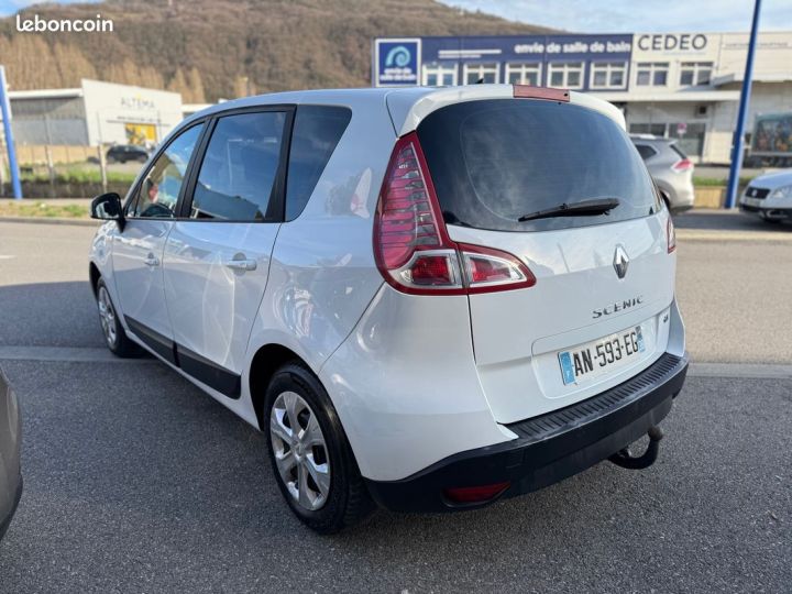 Renault Scenic III 1.5 DCI 105 Authentique Blanc - 3