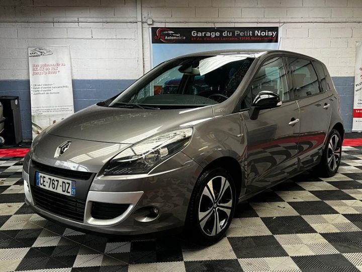 Renault Scenic III 1.5 DCI 110CH FAP BOSE EURO5 Gris F - 1