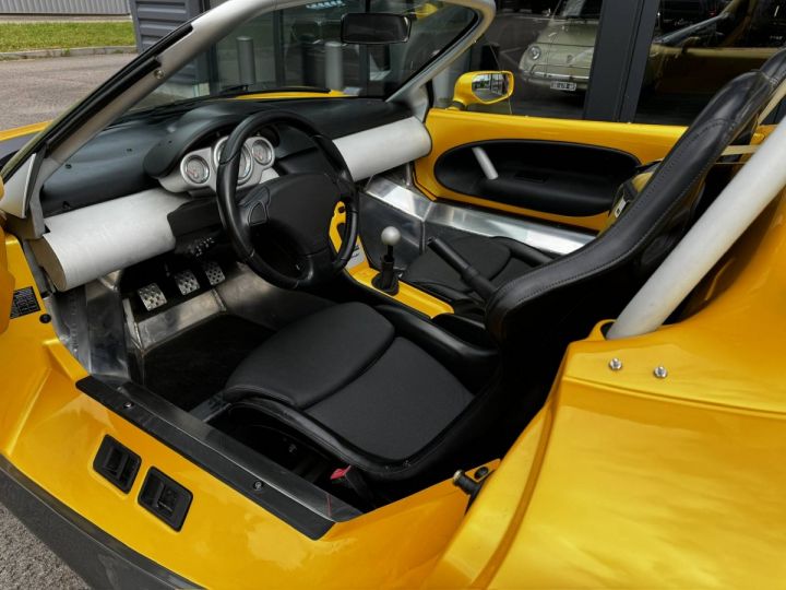 Renault Spider I (E94) 2.0 16v 150ch Sport Jaune Sirius - 9