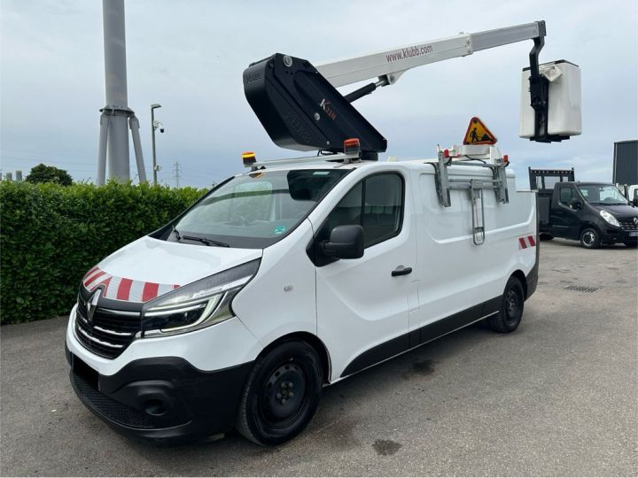 Renault Trafic 2.0 145cv l2h1 tronqué nacelle Klubb k21n  - 2