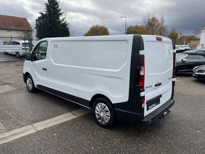 Renault Trafic Combi III L2H1 1.6 dCi 3Places Clim Régulateur Attelage 12,475 Euro H.T. BLANC - 5