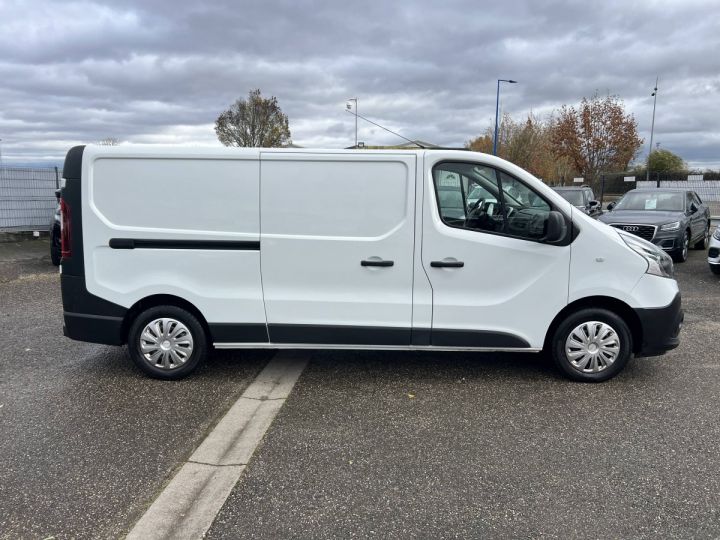 Renault Trafic Combi III L2H1 1.6 dCi 95ch 3 Places Clim Régulateur Attelage TVA20% 13,000 Euro H.T. BLANC - 7