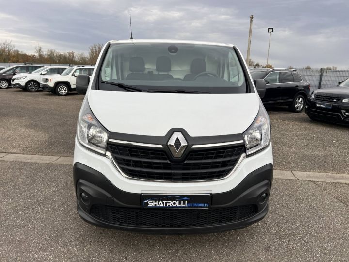 Renault Trafic Combi III L2H1 2.0 dCi 145ch 3Places Clim Régulateur Attelage 18,250Euro H.T. BLANC - 2