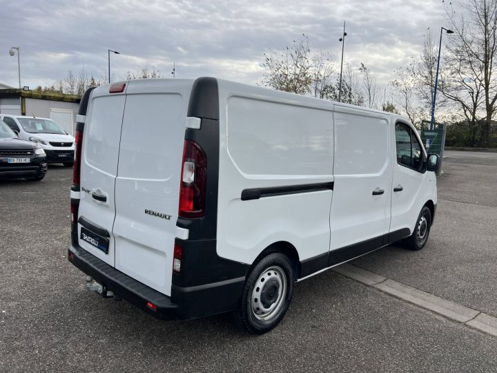 Renault Trafic Combi III L2H1 2.0 dCi 145ch 3Places Clim Régulateur Attelage 18,250Euro H.T. BLANC - 4