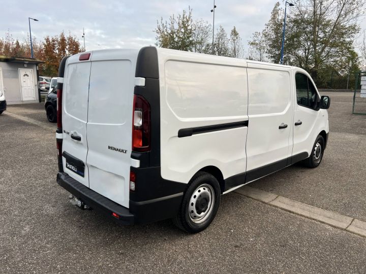 Renault Trafic Combi III L2H1 2.0 dCi 145ch S&S 3 places Clim Régulateur Attelage TVA20% 19,000Euro H.T. BLANC - 4