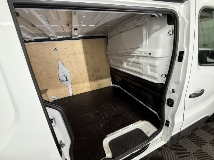 Renault Trafic FOURGON (RENAULT TRUCKS) L2H1 2.0 BLUEDCI 150 PHASE 3 GRAND CONFORT +CAMERA+2023 Blanc - 15