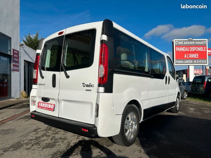 Renault Trafic Passenger 2.0 DCI 90Ch L2H1 1200 Kg Expression Blanc - 3