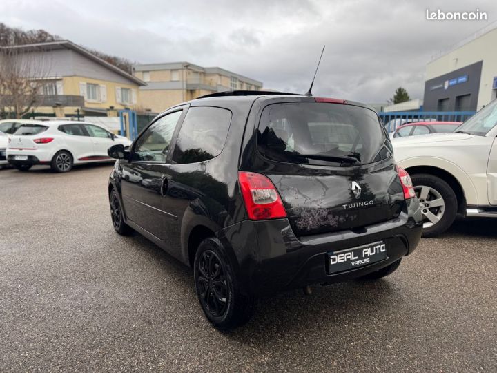 Renault Twingo 1.2 16v 75ch Miss Sixty Toit ouvrant panoramique Noir - 3