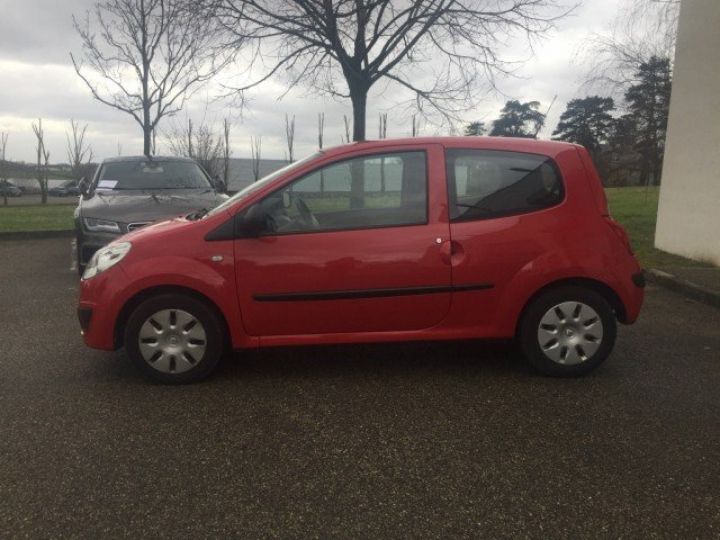 Renault Twingo 1.2 16V 75CV DYNAMIQUE     Essence ROUGE - 4