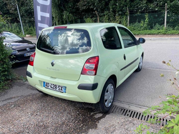 Renault Twingo II 1.2 16V 1149cm3 76cv Vert Laqué - 12