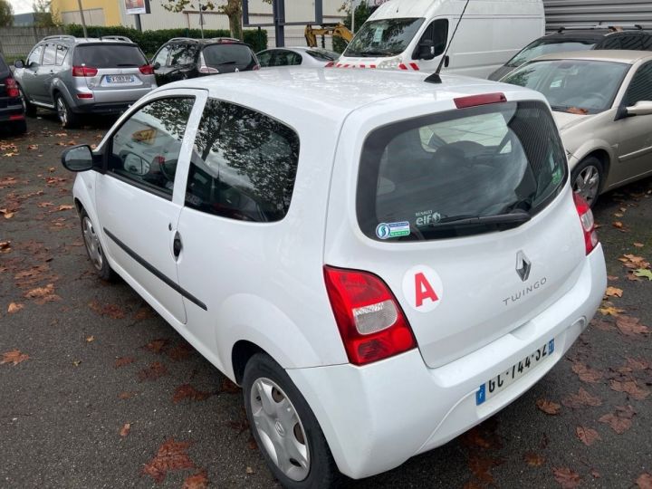 Renault Twingo II 1.2 LEV 16V 75CH ACCESS ECO² Inconn - 3