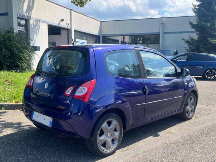 Renault Twingo II (C44) 1.2 LEV 16v 75ch Dynamique eco²  - 5