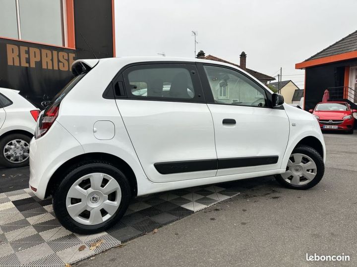 Renault Twingo III 1.0 SCE 70CH STOP&START ZEN ECO² Blanc - 8