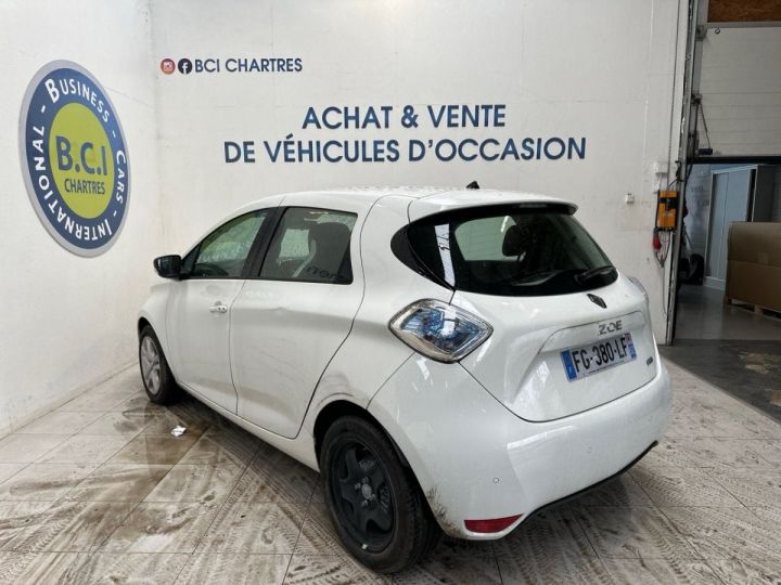 Renault Zoe BUSINESS CHARGE NORMALE ACHAT INTEGRAL R90 MY19 Blanc - 4