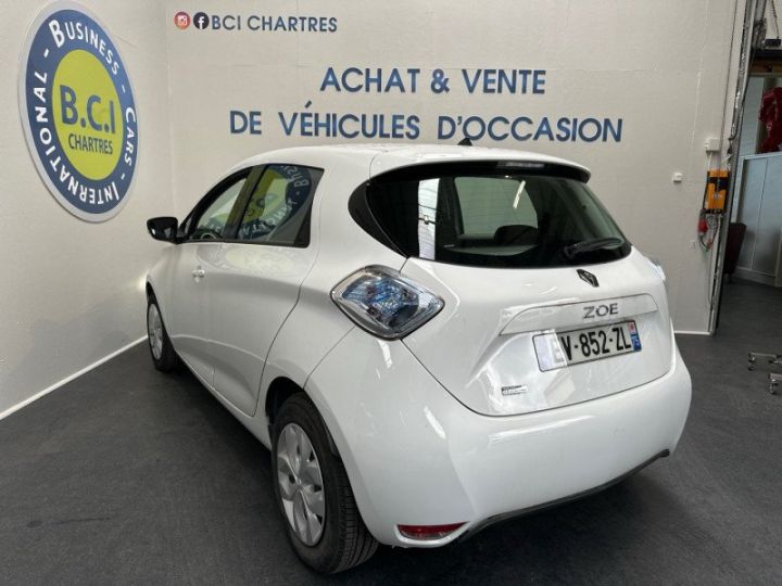 Renault Zoe LIFE CHARGE NORMALE ACHAT INTEGRAL R75 Blanc - 4