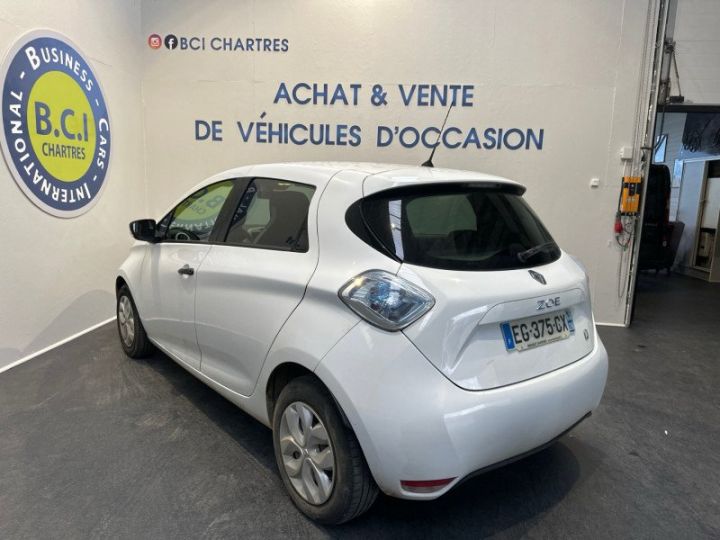 Renault Zoe LIFE CHARGE NORMALE R75 Blanc - 4