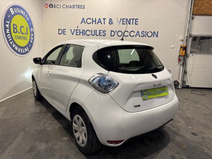 Renault Zoe LIFE CHARGE NORMALE R75 LOCATION BATTERIE Blanc - 4