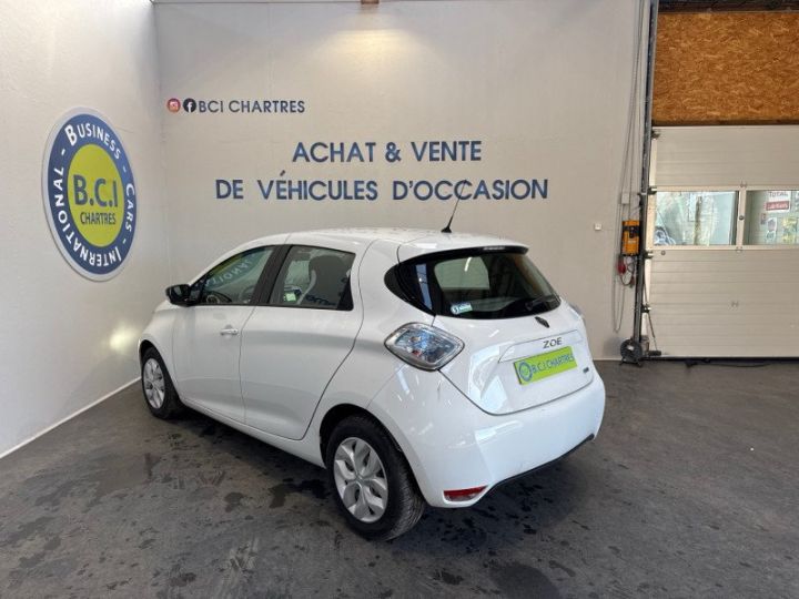 Renault Zoe LIFE CHARGE NORMALE R75 Location Batterie Blanc - 4