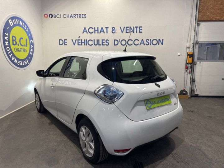 Renault Zoe LIFE CHARGE NORMALE R75 location de batterie Blanc - 4