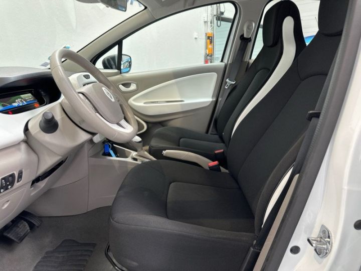 Renault Zoe LIFE CHARGE NORMALE R90 ACHAT INTEGRAL Blanc - 6