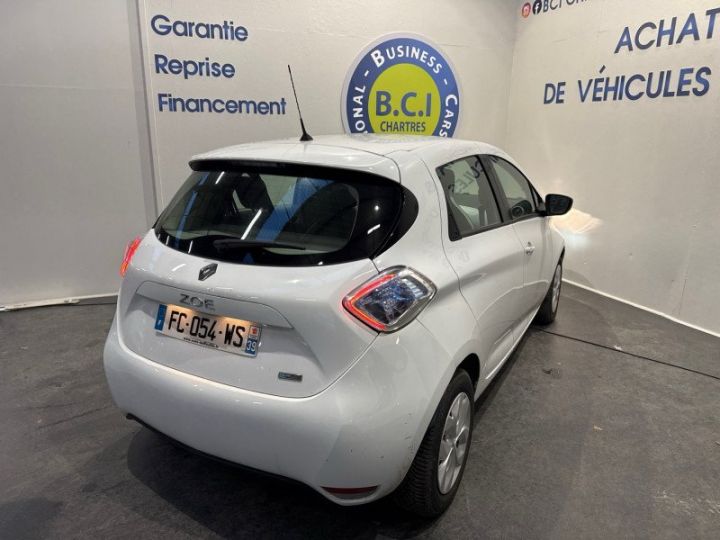 Renault Zoe LIFE CHARGE NORMALE R90 MY19 LOCATION BATTERIE Blanc - 5