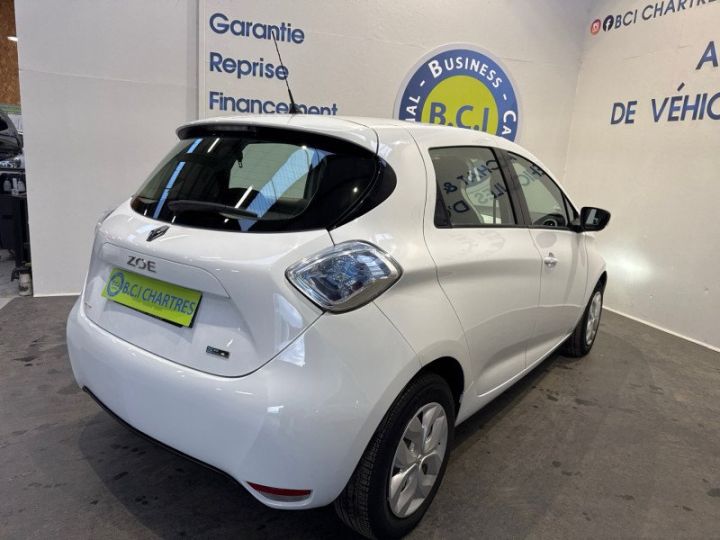 Renault Zoe LIFE CHARGE NORMALE R90 MY19 LOCATION DE BATTERIE Blanc - 5