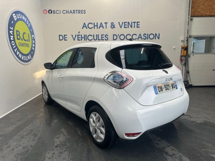 Renault Zoe LIFE CHARGE RAPIDE ACHAT INTEGRAL Blanc - 4