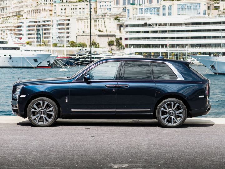 Rolls Royce Cullinan 6.8 V12 BI-TURBO 571 CV - MONACO Bleu Midnight Sapphire Métal - 4