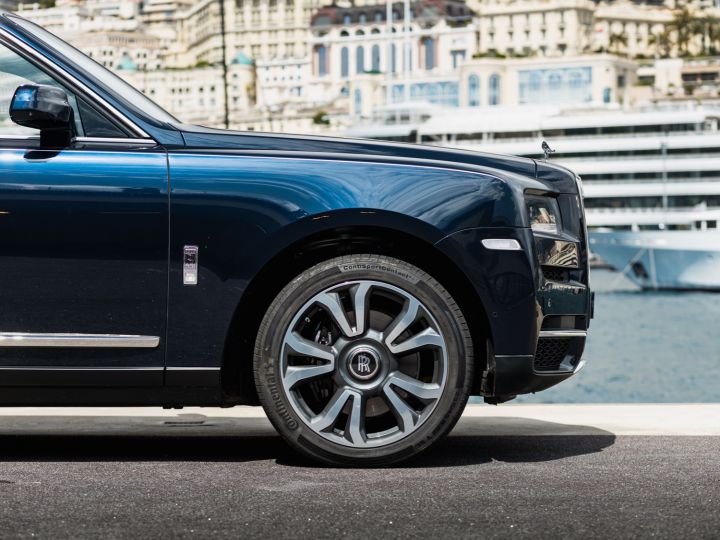 Rolls Royce Cullinan 6.8 V12 BI-TURBO 571 CV - MONACO Bleu Midnight Sapphire Métal - 31