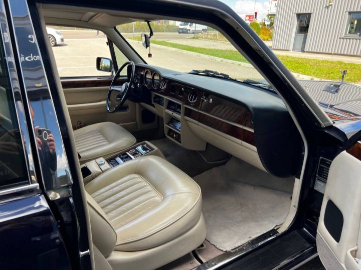 Rolls Royce Silver Spur V8 240 Limousine BLEU FONCE - 12