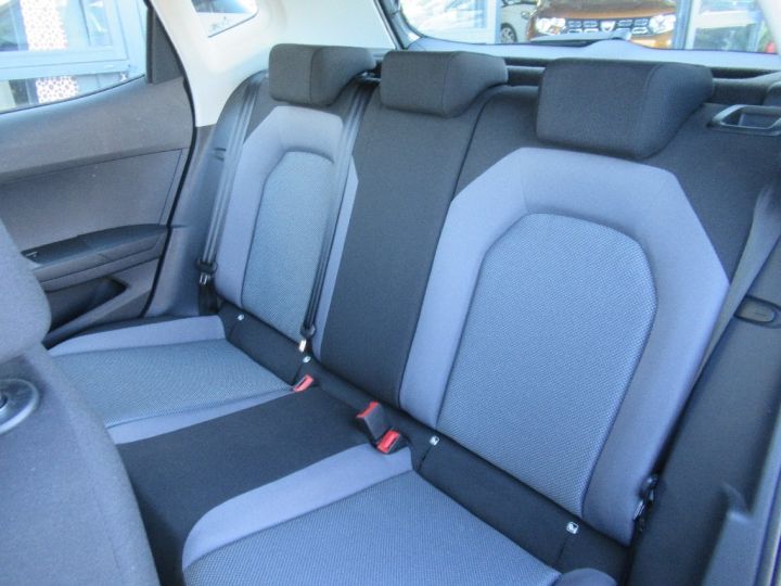 Seat Arona 1.0 EcoTSI 95 ch Start/Stop BVM5 Style Gris Foncé - 8