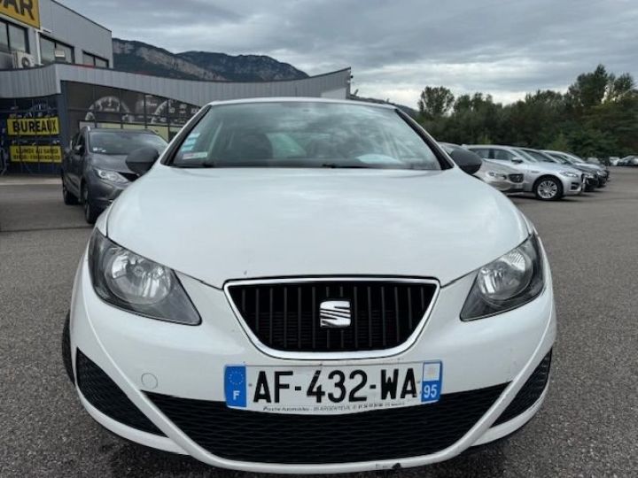 Seat Ibiza 1.2 12V 70CH REFERENCE 5P Blanc - 1