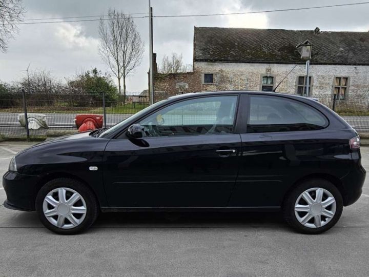 Seat Ibiza 1.2i Toit ouvrant Ligne sportive Noir Métallisé - 8