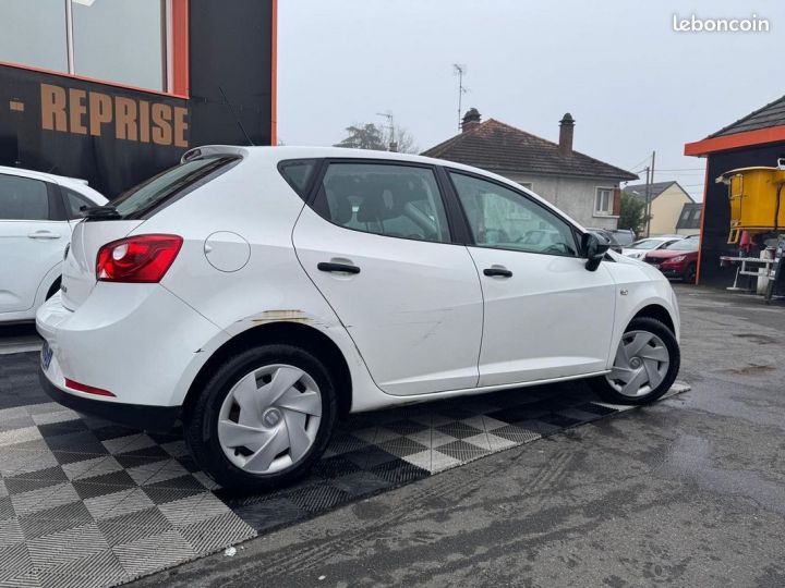 Seat Ibiza 1.4 16V STYLE 5P Blanc - 3