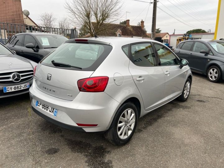 Seat Ibiza 1.6 TDI 105CH STYLE 5P Gris C - 4