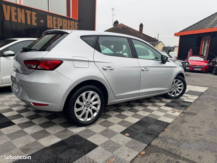 Seat Leon 1.2 TSI 105CH STYLE START&STOP Gris - 3