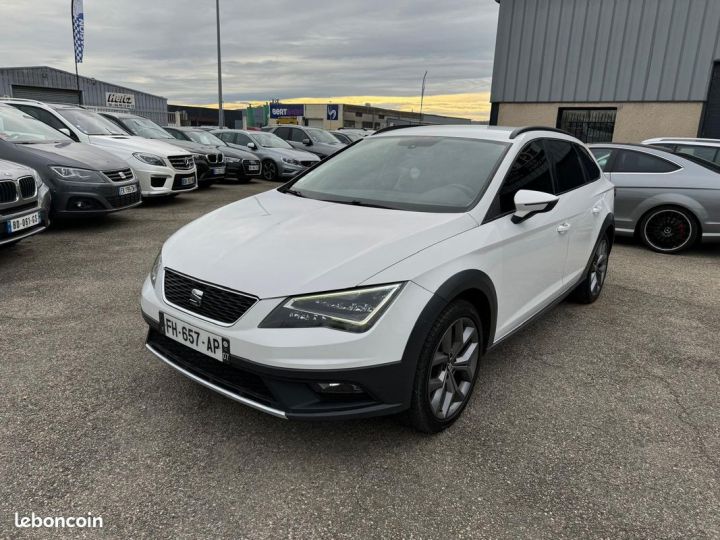 Seat Leon 2.0 tdi 184 ch x-perience 4drive dsg attelage camera- full led Blanc - 2