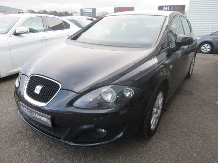 Seat Leon 2.0 TDI Style DSG Noir - 1