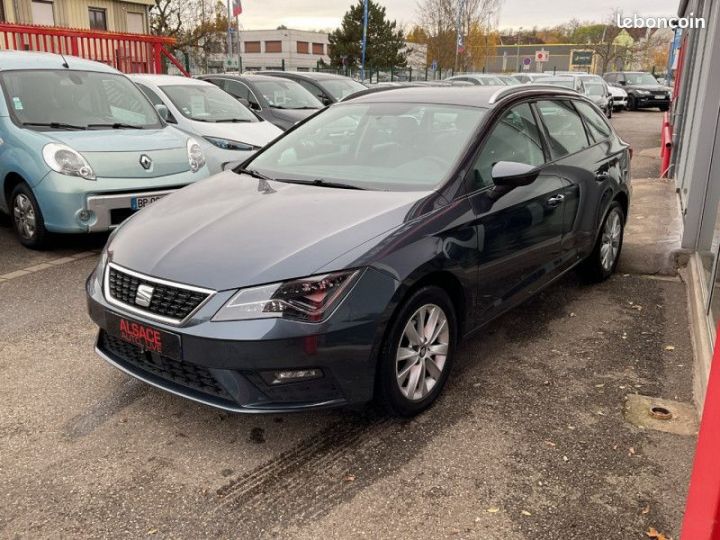 Seat Leon ST 2.0 TDI 150CH STYLE DSG7 Gris - 3