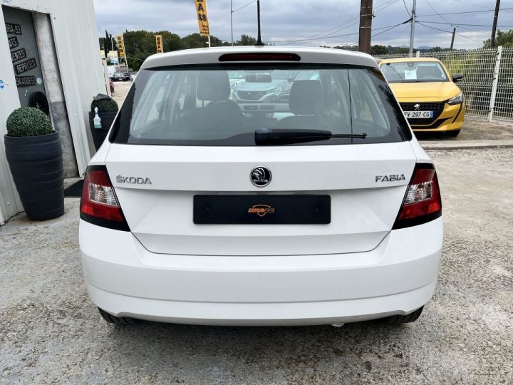 Skoda Fabia 1.0 MPI 60CH CLEVER Blanc - 5