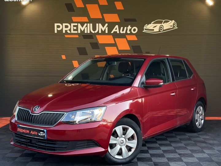 Skoda Fabia 1.2 Tsi 90 Cv Ambition Climatisation Faible Kilométrage 57 000Km Ct Ok 2026 Rouge - 1