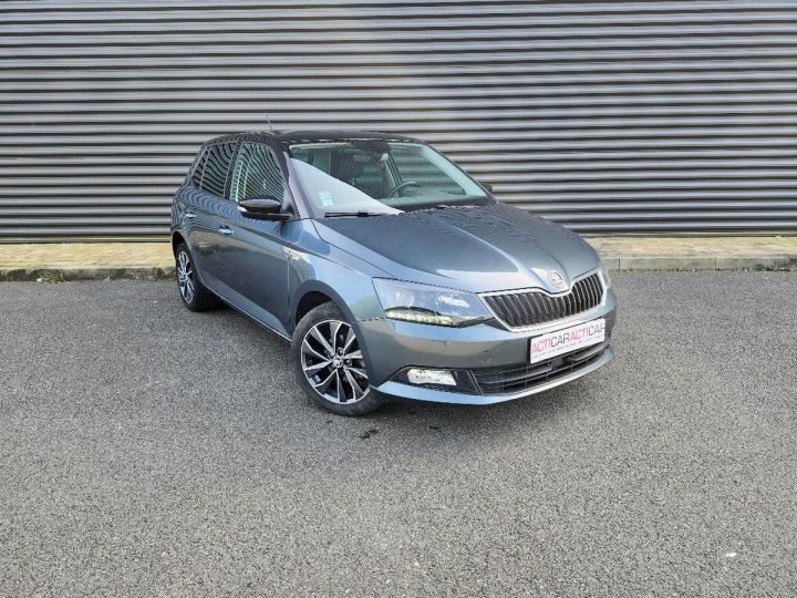 Skoda Fabia III 1.2 TSI 90 DRIVE 5P Gris Métallisé Occasion - 4