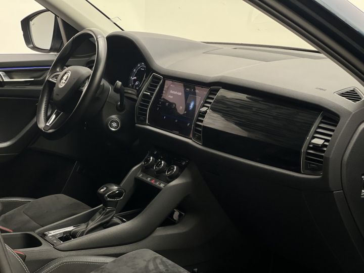 Skoda Kodiaq STYLE à partir de 188 €/mois 2.0 TSI 179CH 4x4 DSG Bleu Métallisé - 15