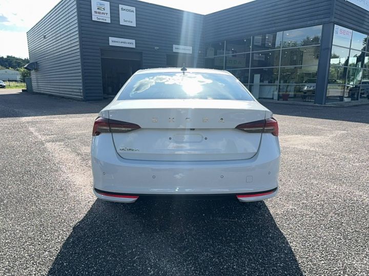 Skoda Octavia 2.0 TDI 150 ch DSG7 Selection Blanc - 4