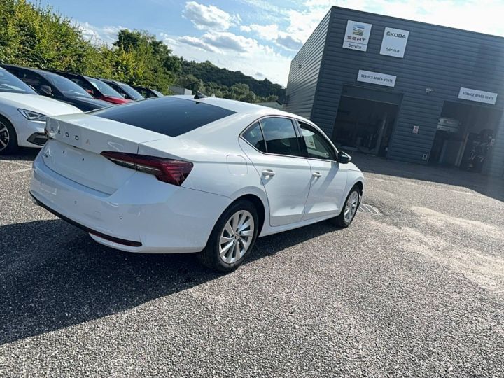 Skoda Octavia 2.0 TDI 150 ch DSG7 Selection Blanc - 5