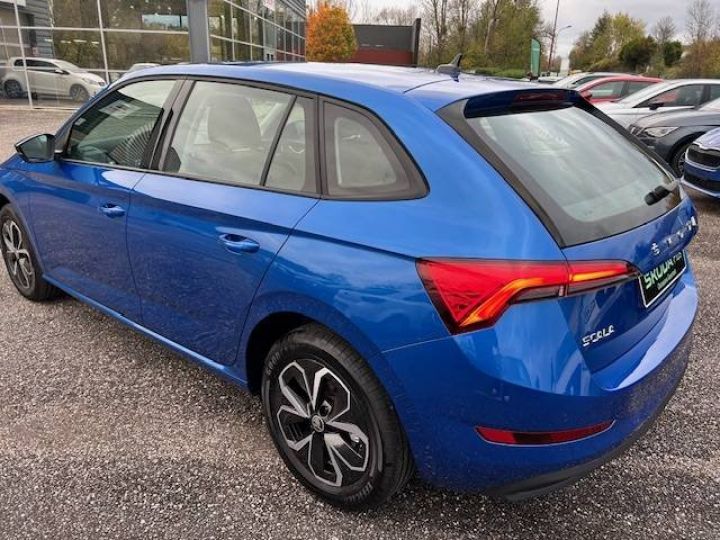 Skoda Scala 1.0 TSI Evo 110 ch BVM6 Ambition Bleu - 25