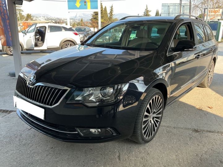 Skoda Superb 3.6 V6 260 LAURIN & KLEMENT 4x4 DSG FULL OPTIONS Noir - 1